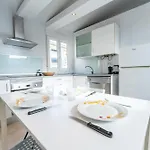 Loft En Calle Emblematica By Urbanhosting Santander