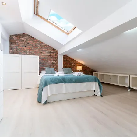 Apartment Loft En Calle Emblematica By Urbanhosting *