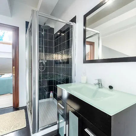 Loft En Calle Emblematica By Urbanhosting Santander